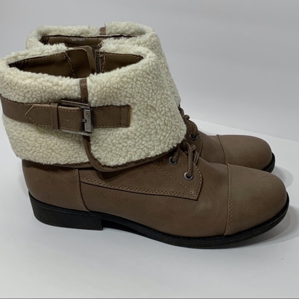 Like new fleece fold down faux leather brown zip up boots with decorative buckle